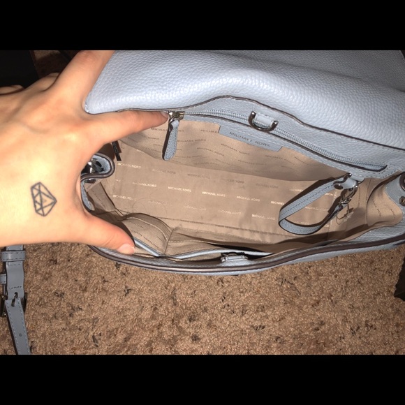 MICHAEL KORS BRISTOL HANDBAG - Picture 5 of 5